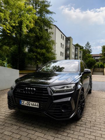 AUDI Q7 3.0 TDI quattro tiptronic -