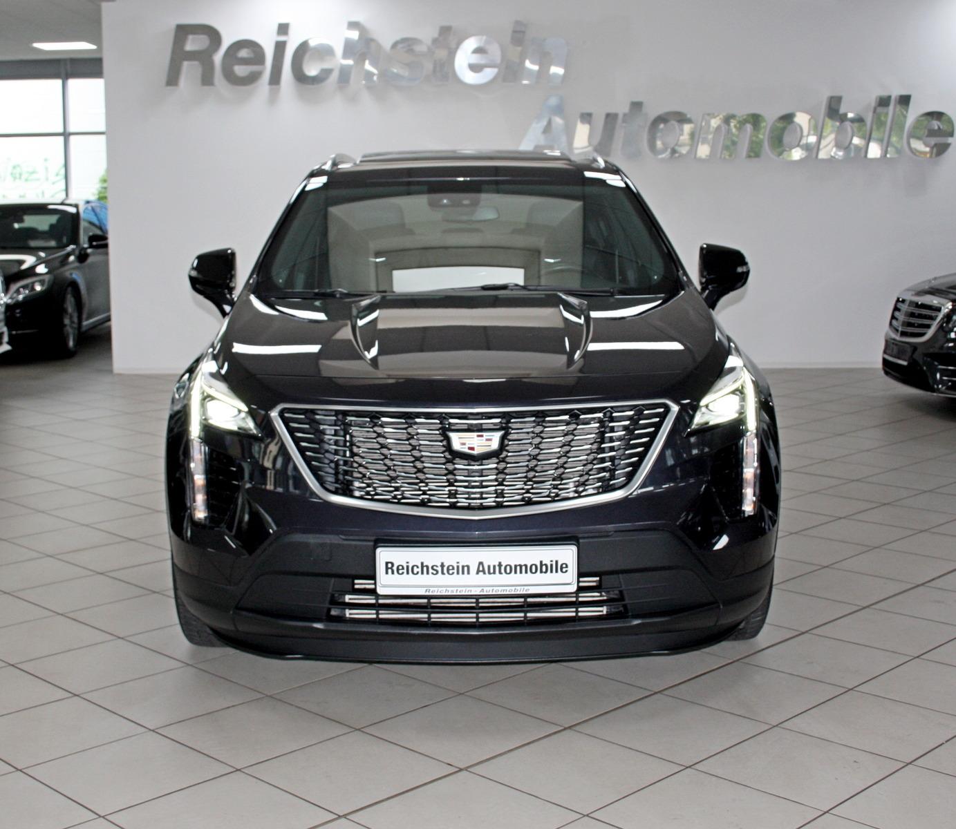 Cadillac XT4 350T AWD LUXURY PANO KAMERA TOTW SPUR BOSE