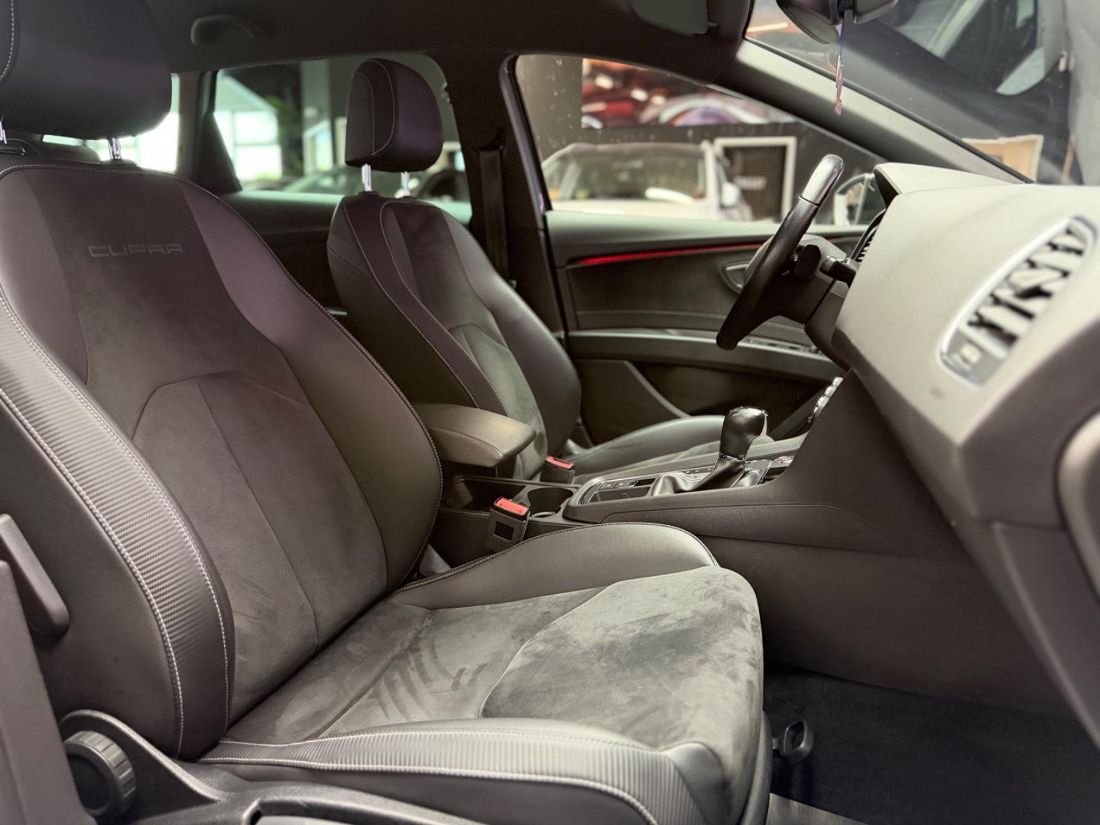 Seat Leon ST Cupra 300 4Drive/LED/ACC/Virt/CAM/BT