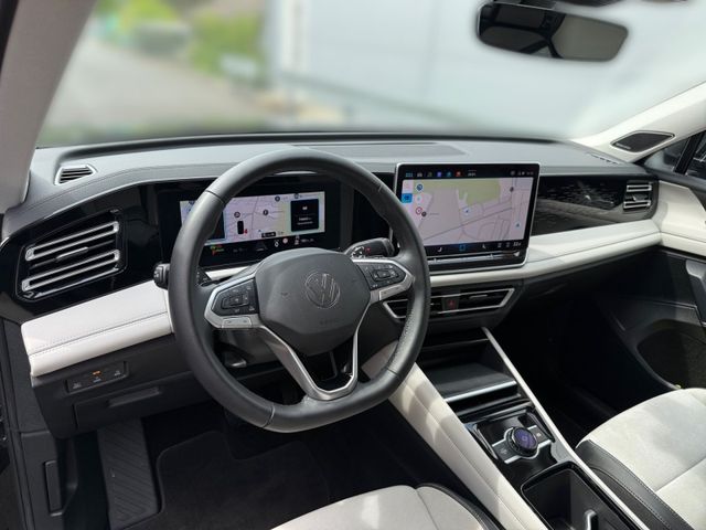 Tiguan 1.5 TSI DSG ELEGANCE LED+KAMERA+AHK+PDC+A
