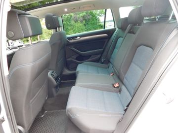 Volkswagen Passat Variant - 9