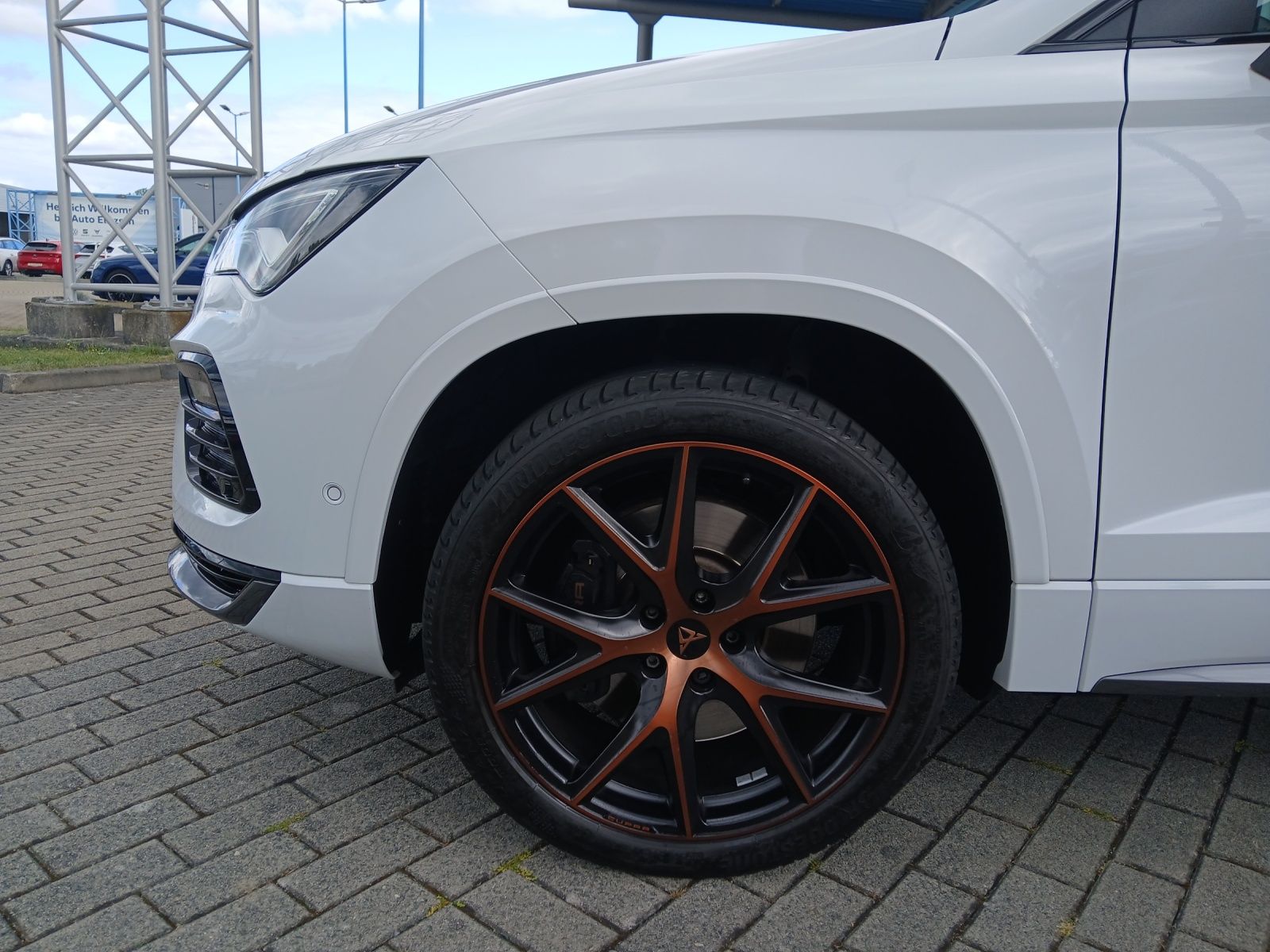 Fahrzeugabbildung CUPRA Ateca TSI DSG 4Drive LED AHK Navi AID ACC RFK be