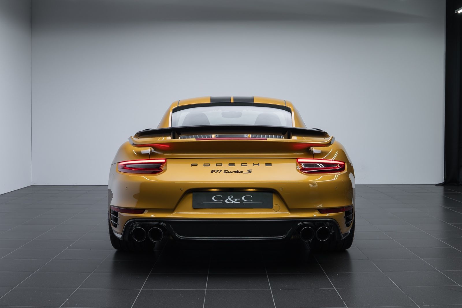 Fahrzeugabbildung Porsche 991.2 Turbo S Exclusive Series LIFT/CARBON/DTFZG