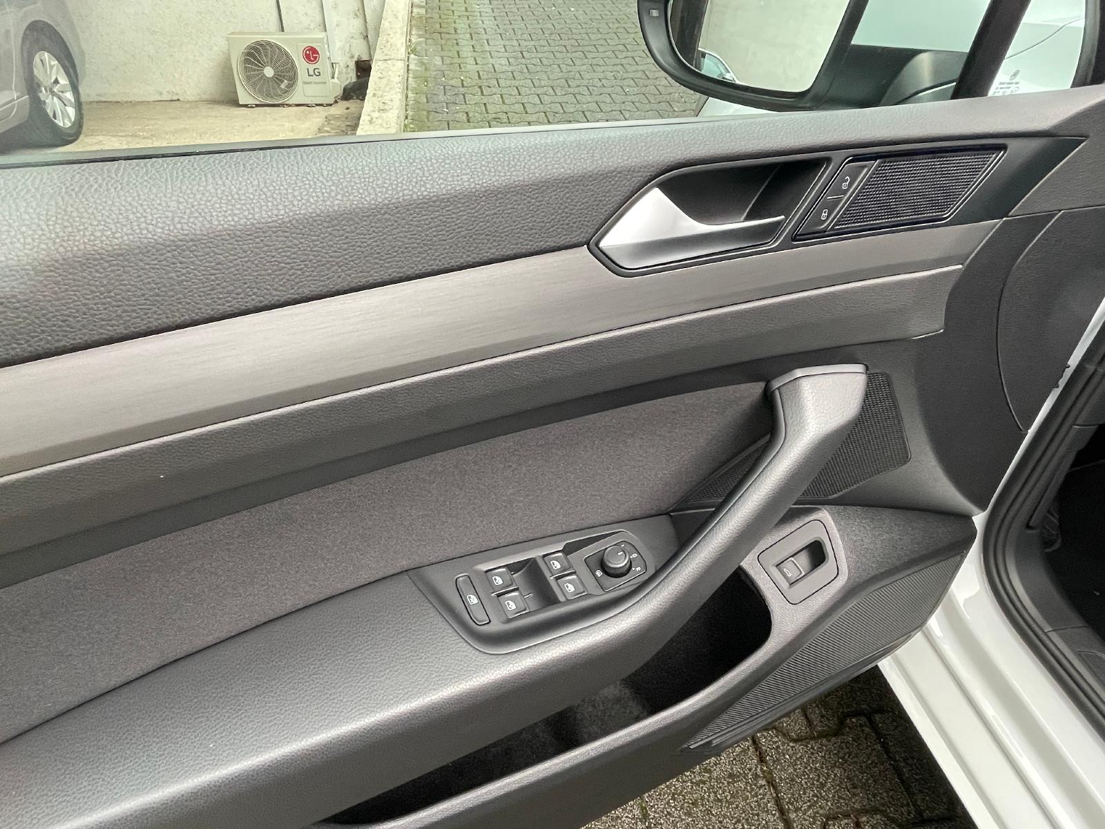 Volkswagen Passat 2.0 TDI Variant DSG Variant*Navi*LED*ACC*, миниатюра 26