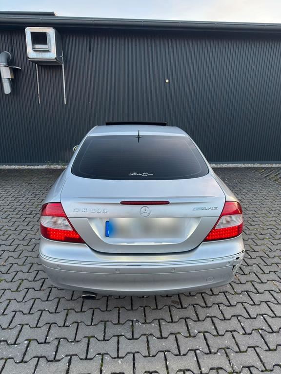 Mercedes-Benz CLK 320