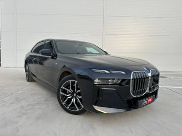 BMW 740 - 1