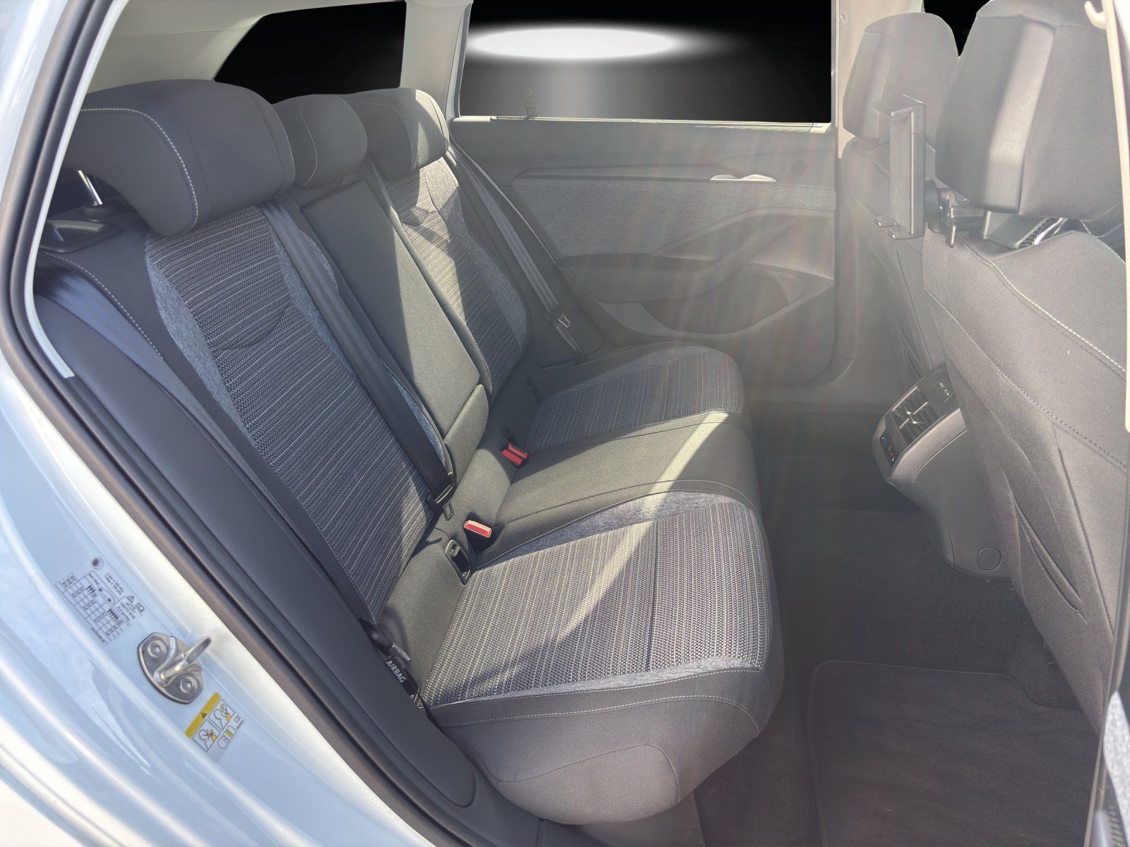 Fahrzeugabbildung SKODA Superb Combi Selection 2,0 TDI 142 kW DSG 4x4