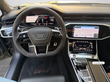 2025 AUDI RS6 photo 3