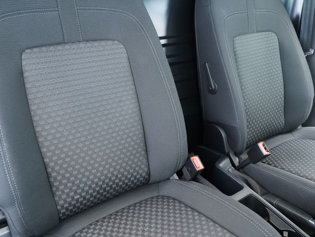 Fahrzeugabbildung Ford Transit Connect Kasten 220 L1     Aut. Trend