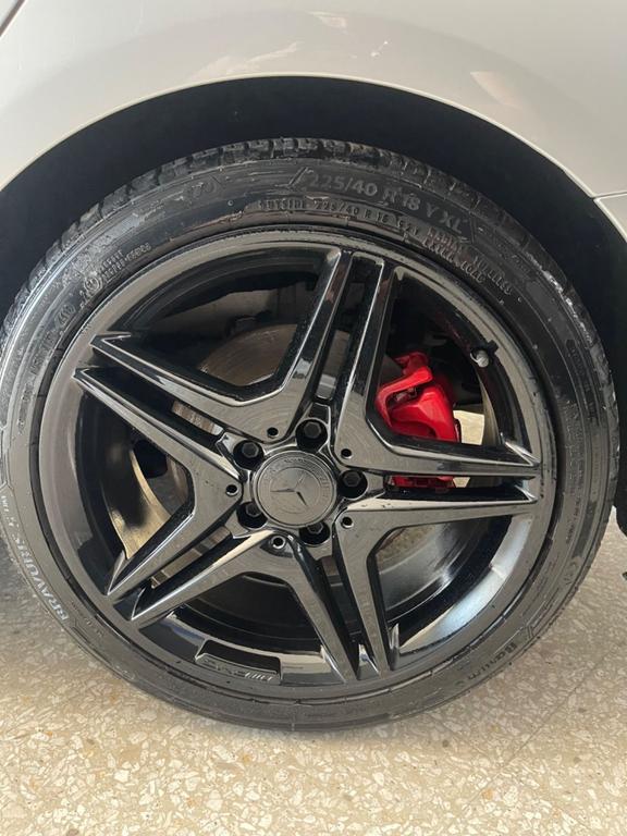 Mercedes-Benz CLA 220