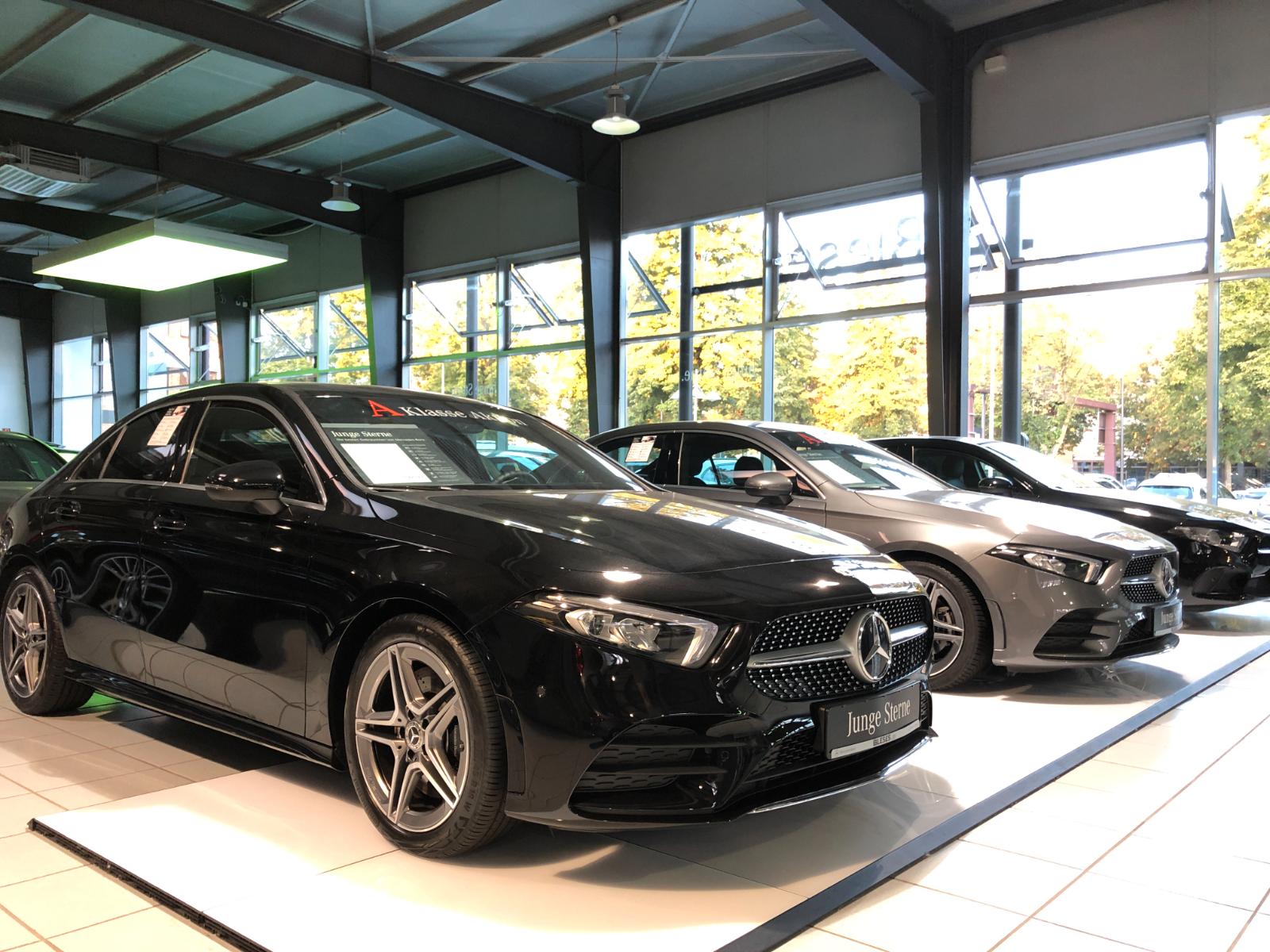 showroom-image-bottom