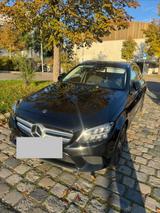 Mercedes-Benz C 300 de T mit Junge Sterne Garantie - Mercedes-Benz C 300 Gebrauchtwagen in Stuttgart