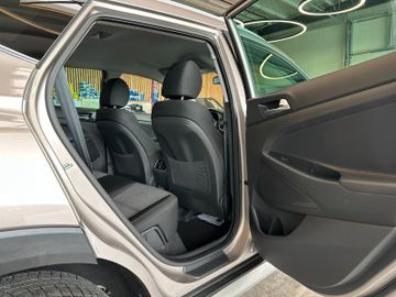 Hyundai Tucson *TEMPO*AHK*LED*NAV*SHZH*LKHZ*KLIMA*