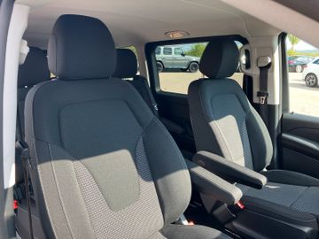Mercedes V 250 - 6