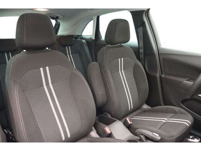 Fahrzeugabbildung Opel Crossland 1.2 Elegance AUT PANO LED NAVI