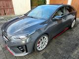 Kia pro cee'd / ProCeed 1.6 T-GDI DCT GT 