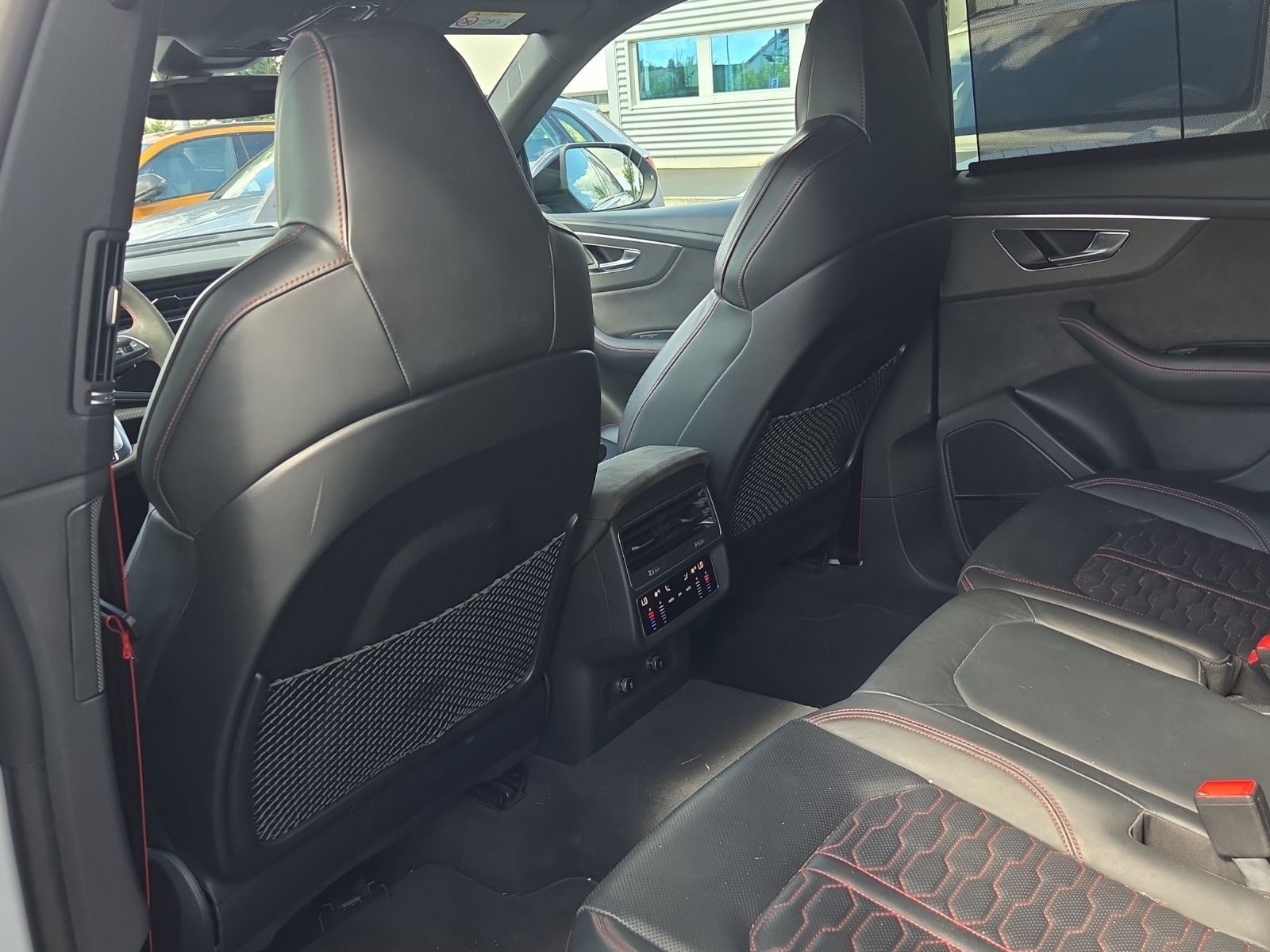 Audi RSQ8 - Bild 15