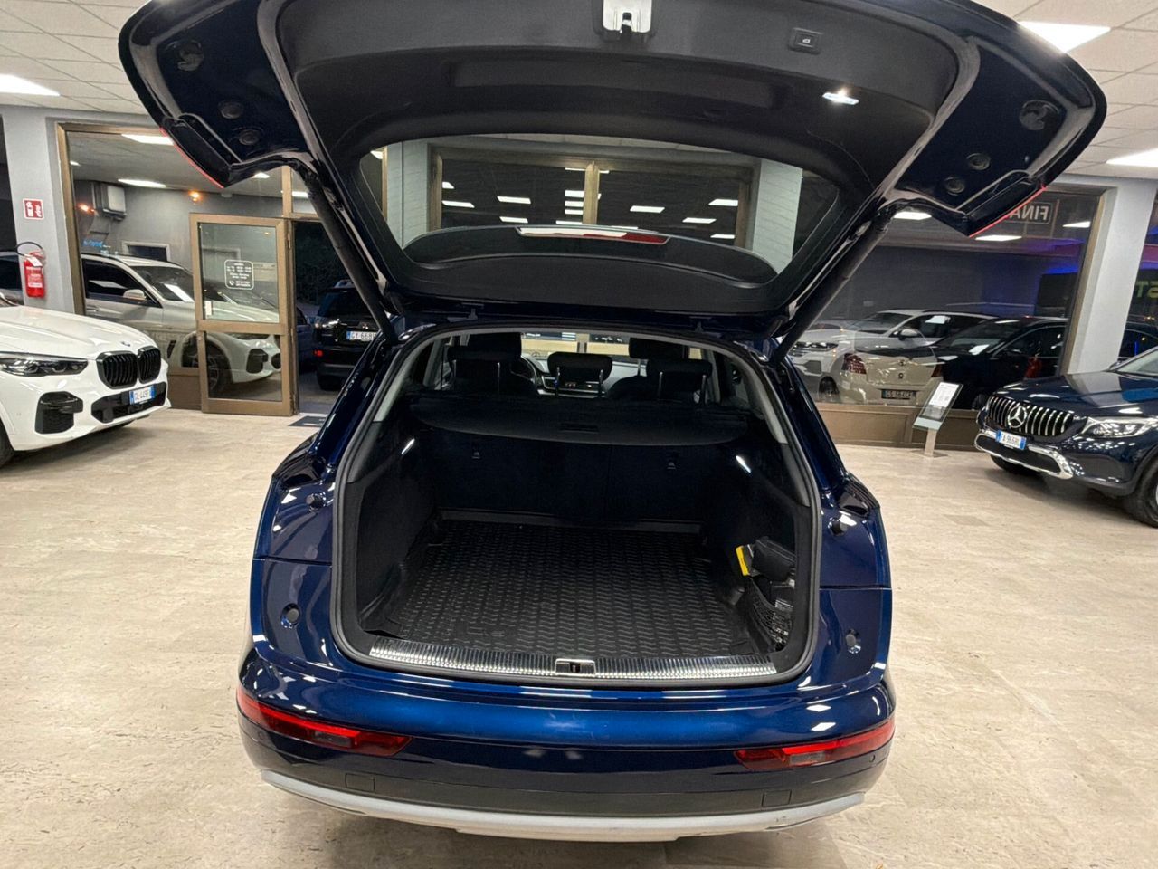 Audi Q5 40 TDI quattro S tronic imagem 3