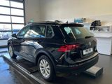 Volkswagen Tiguan Trendline 1.4 TSI DSG *AHK, Sitzheizung, - Tageszulassungen mit Benzin-Antrieb