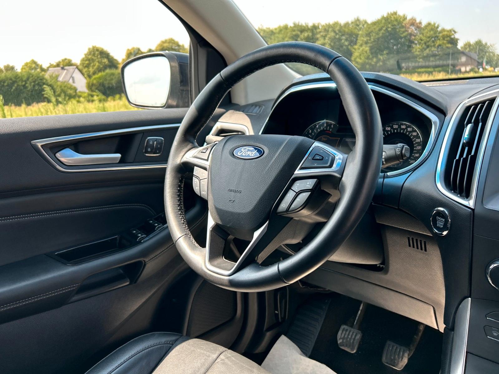 Ford Edge Titanium 2.0 TDCi 4x4 Navi Klimaauto. Leder