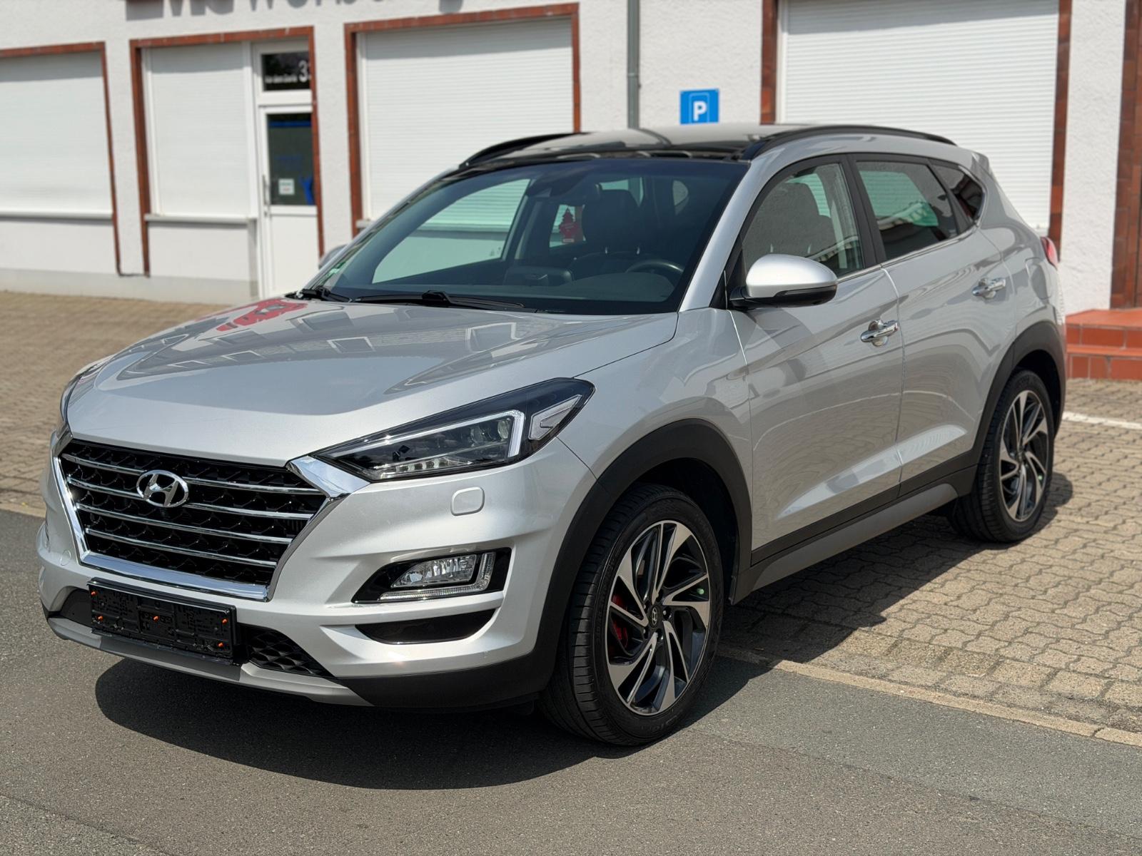 Hyundai Tucson Premium 2WD KEYLESS/NAVI/PAN0/360 KAMERA
