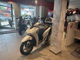 Honda SH125 Matt Pearl Cool White *mit Kratzer* - HONDA ROLLER 125