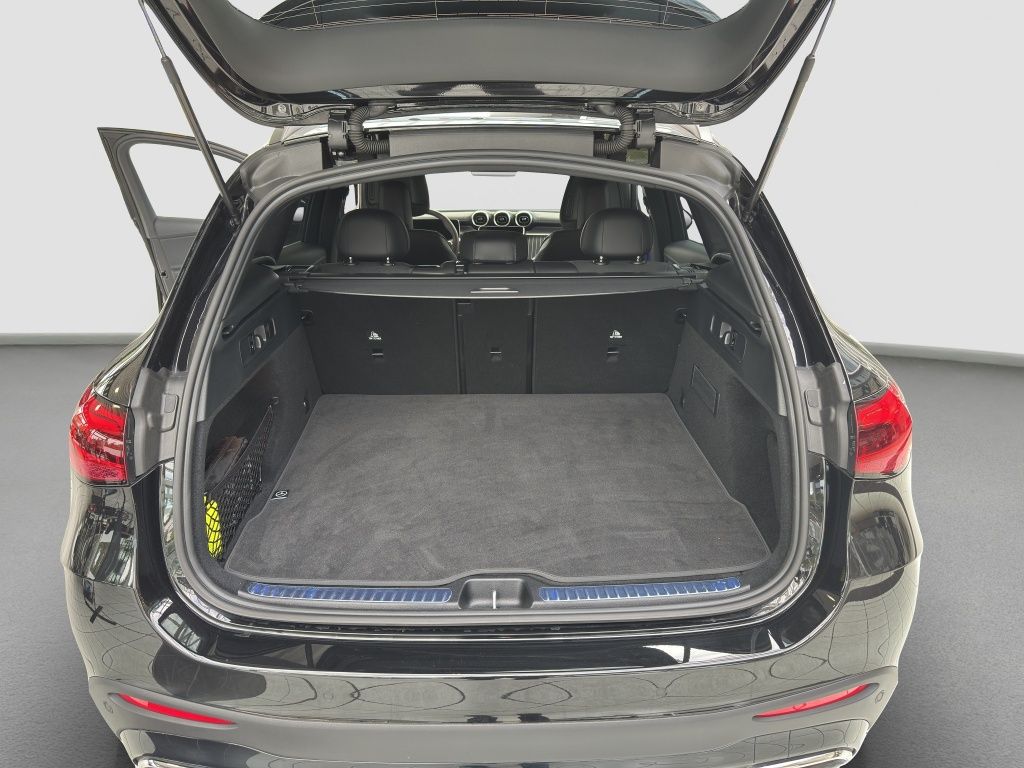 Fahrzeugabbildung Mercedes-Benz GLC 200 4MATIC AMG*Night*Navi*KeyLess*PDC*RFK