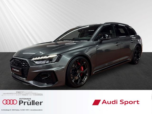 Audi RS4 Avant RS competition plus mit RS-Schalensitz