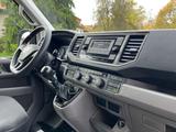 Volkswagen CRAFTER 2,0 TDI 9 SITZER KLIMAAUTOMATIK 1.HAND - Volkswagen Crafter mit Diesel-Antrieb: Kleinbus, 9 Sitzer