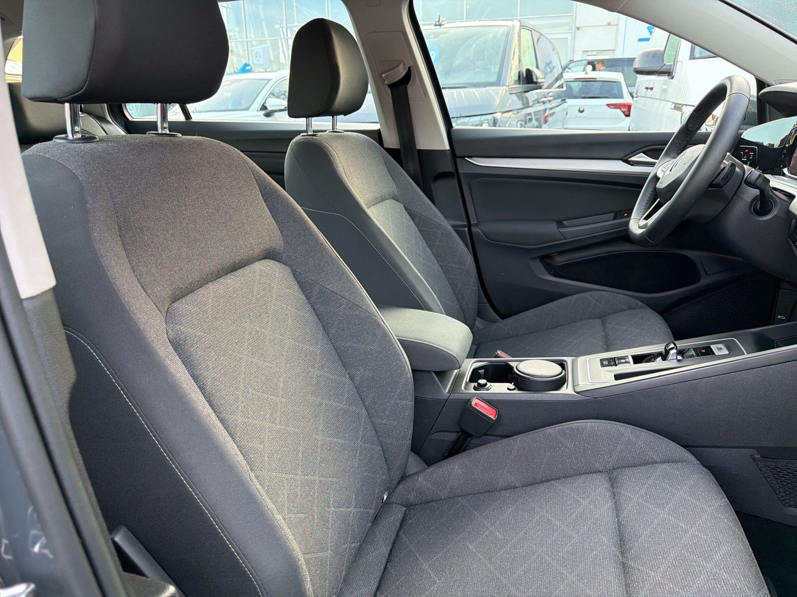 Golf  Variant Life eTSi DSG Navi AZV LED