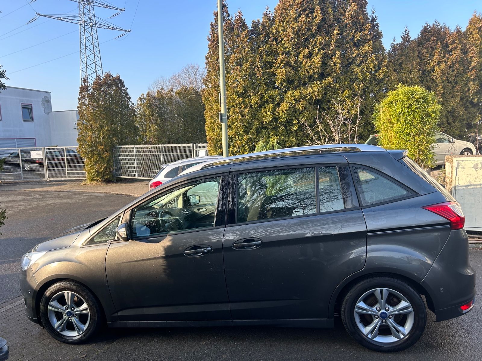 Ford Ford Grand C-Max Grand C-MAX Cool & Connect