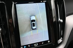 Fahrzeugabbildung Volvo XC60 B5 AWD R-Design *STHZ*HU*Pano*Massage*B&W*