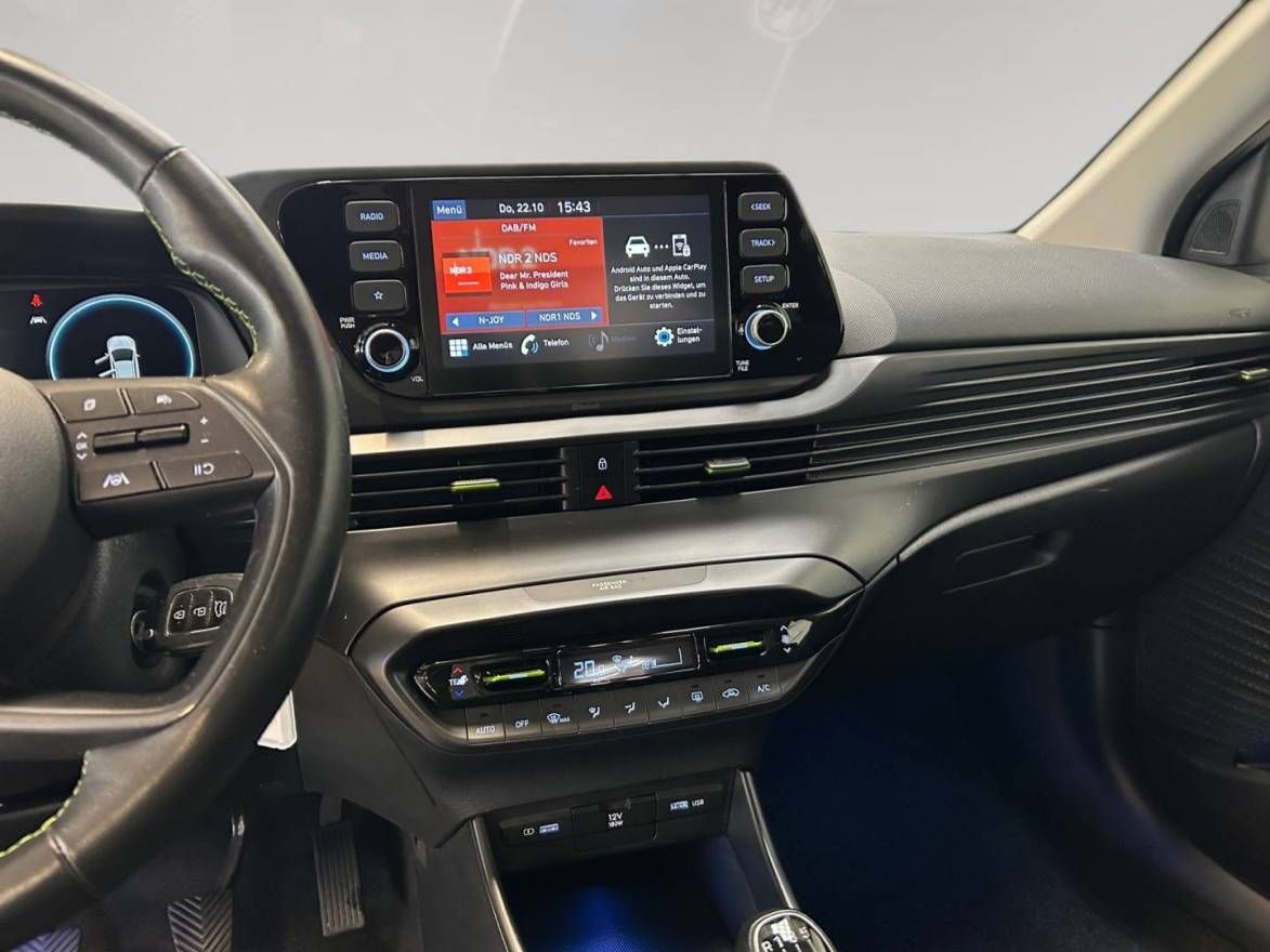 Fahrzeugabbildung Hyundai i20  Intro Edition Dach-Lackierung