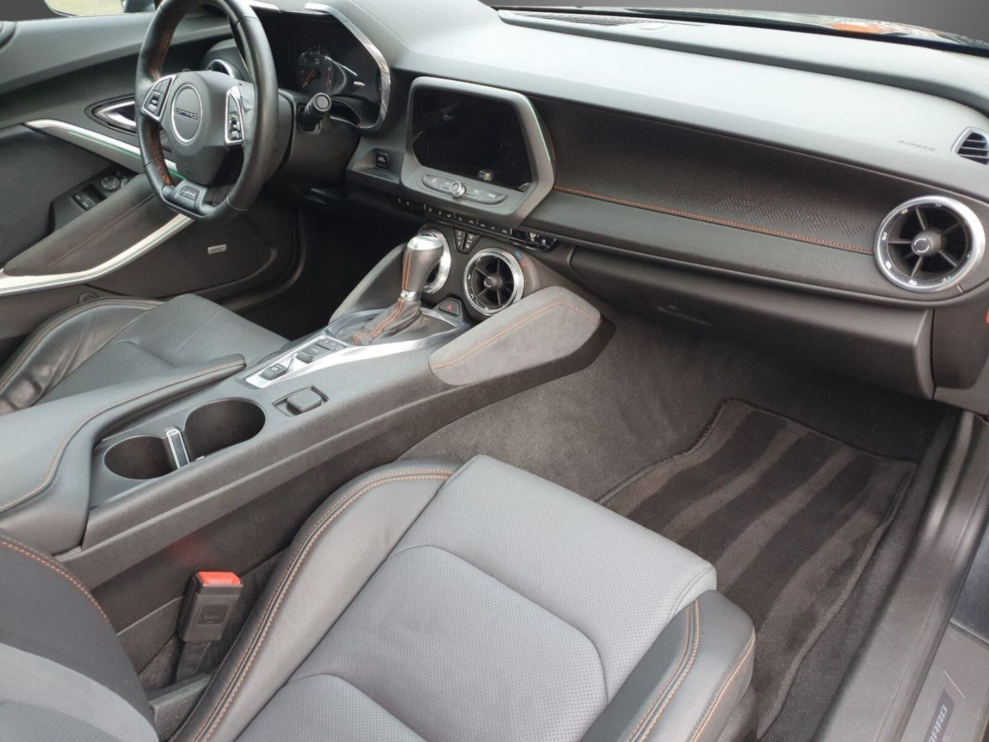 Fahrzeugabbildung Chevrolet Camaro Coupe 6.2 V8 50th Anniversary Edition