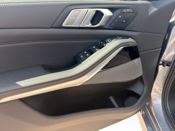BMW X7 - 6