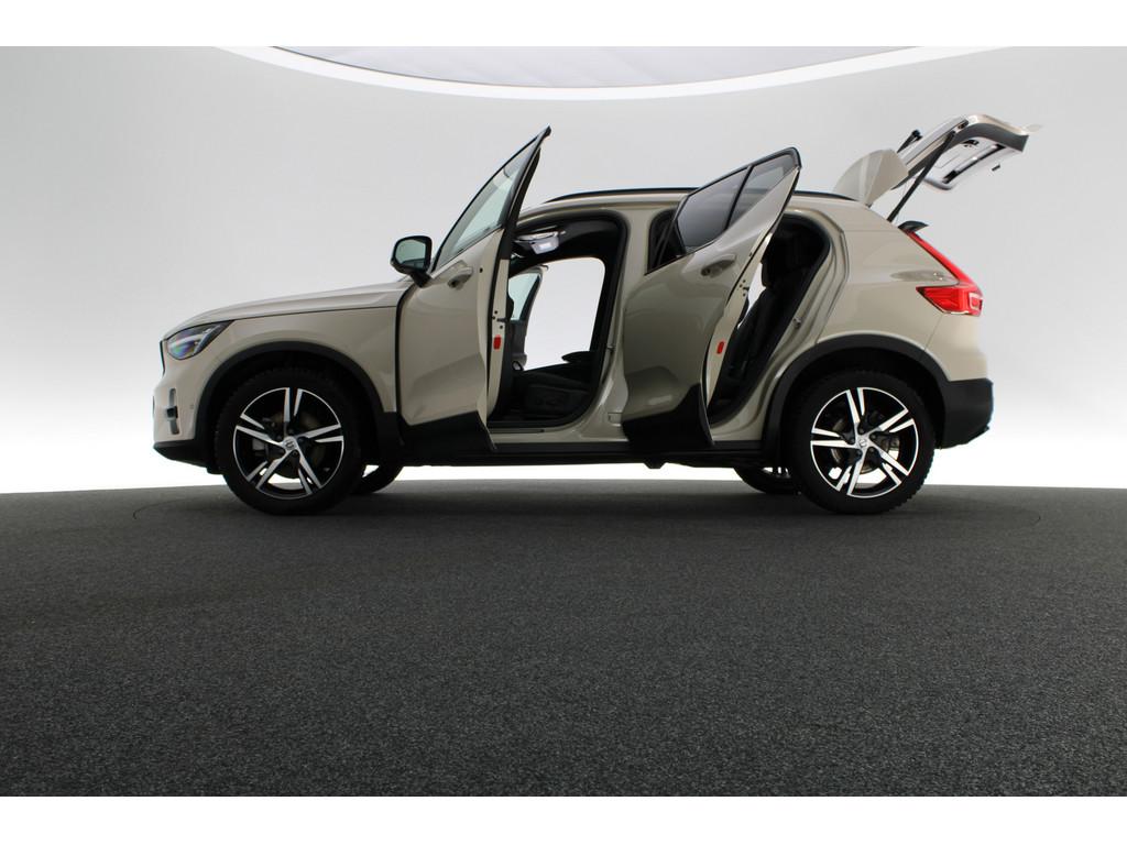 Volvo XC40 B3 Plus Dark SHZ LED NAVI MEMORY H/K 360°
