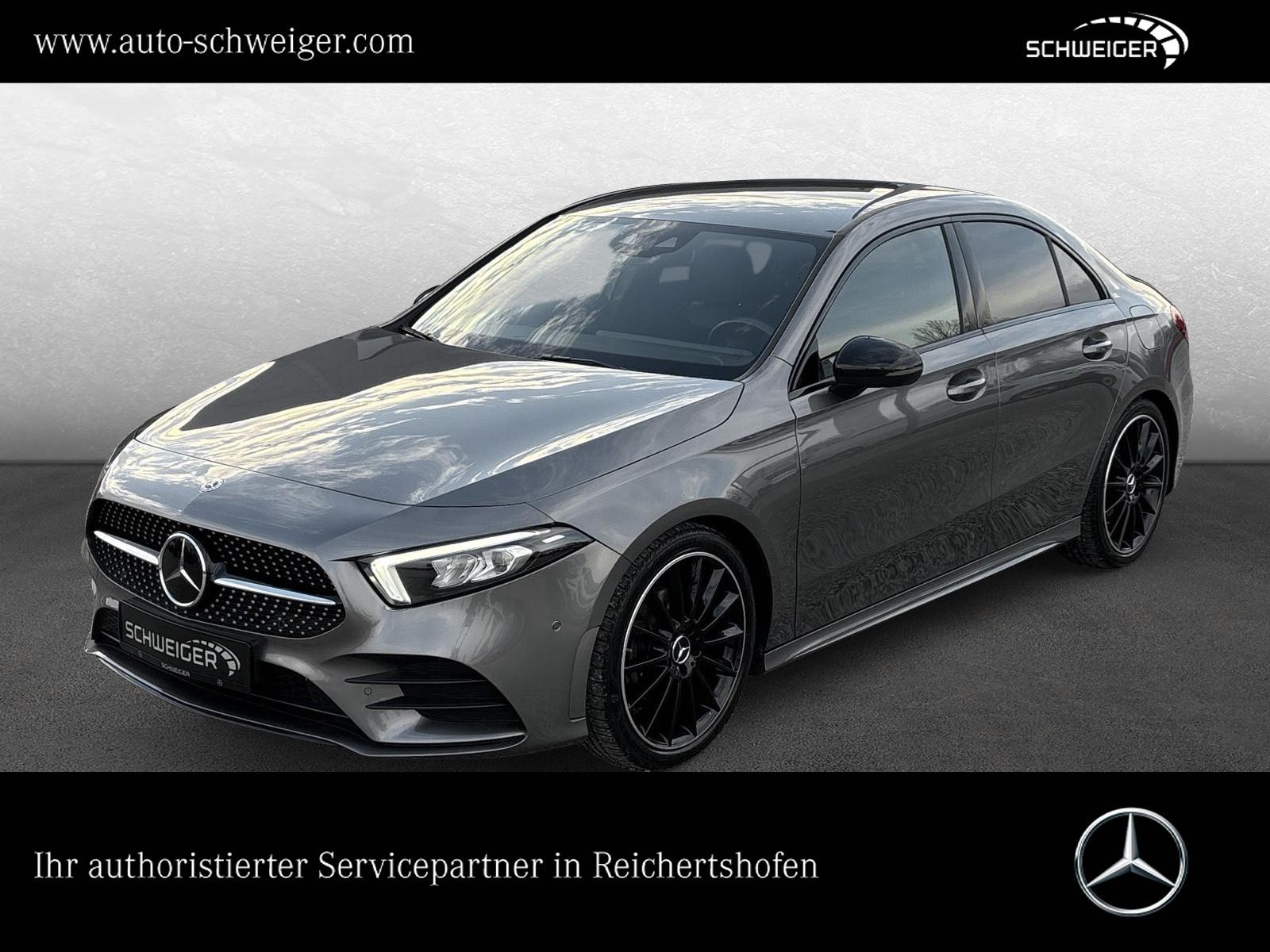 Mercedes-Benz A 200 AMG-Line Distronic Plus Nightpak. High-LED