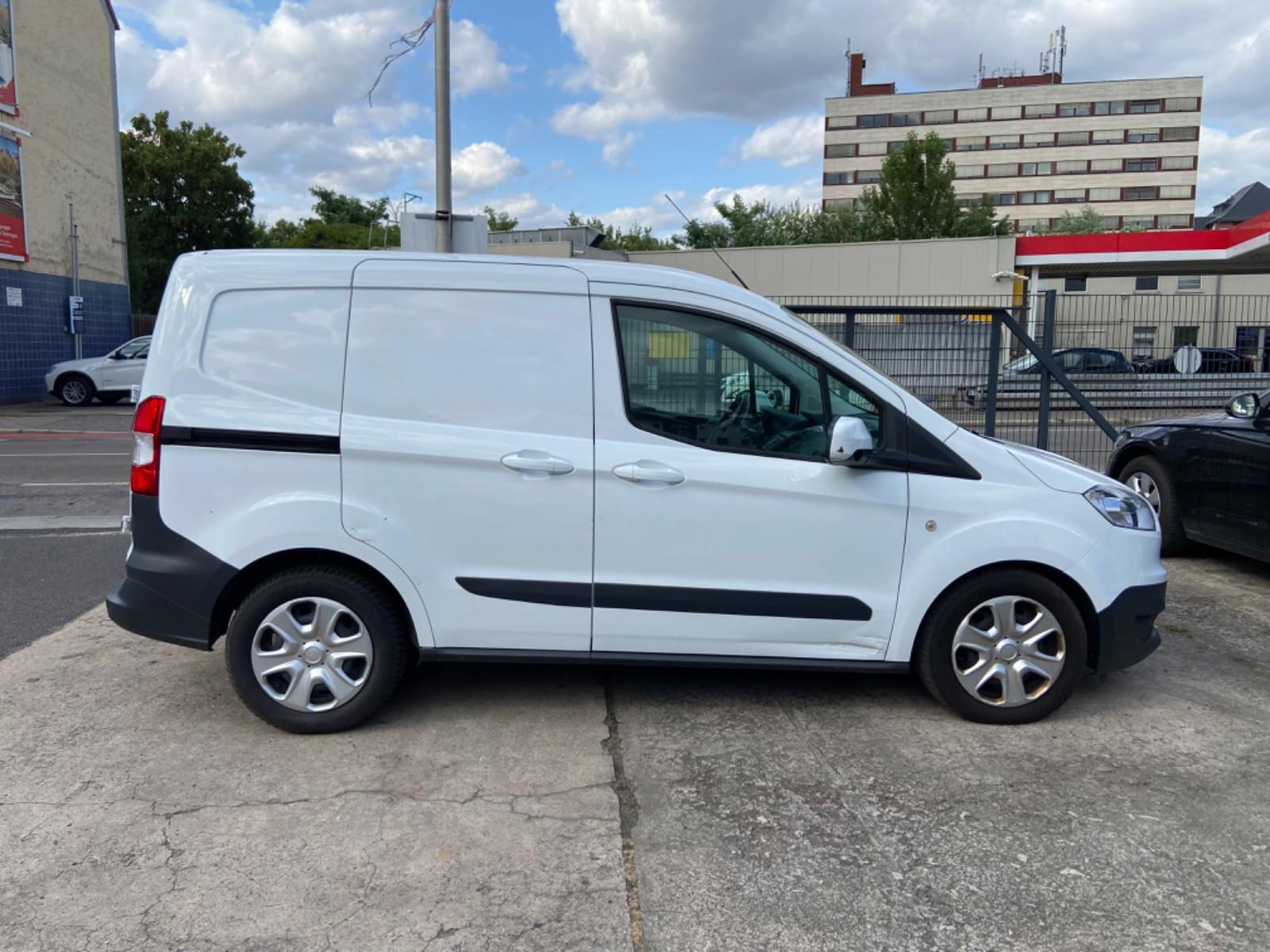 Ford Transit Courier Trend 95PS!!!1HD*Navi*Klima*PDC