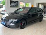 Skoda Octavia RS 2.0 TSI DSG First Edition Virtual ACC - Skoda Octavia: RS First Edition