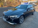 Mercedes-Benz E 200 d T Autom. - - Mercedes-Benz E 200: Taxi