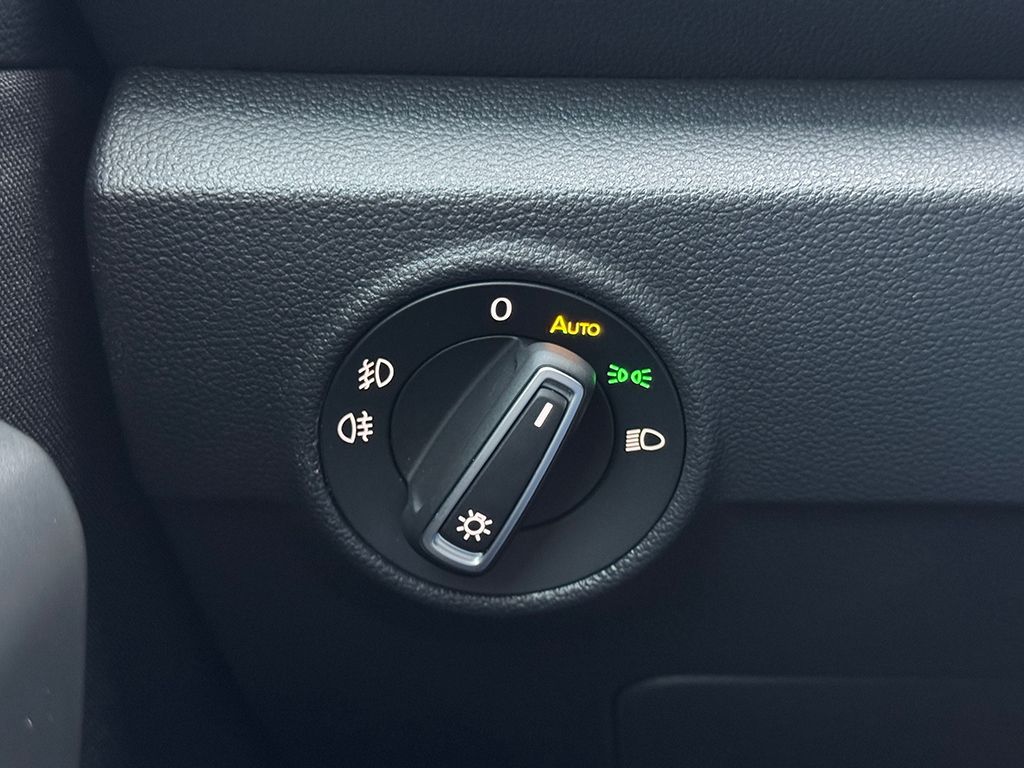 T-Roc 2.0 TDI 4MOTION R-LINE *AHK*LED*NAVI*