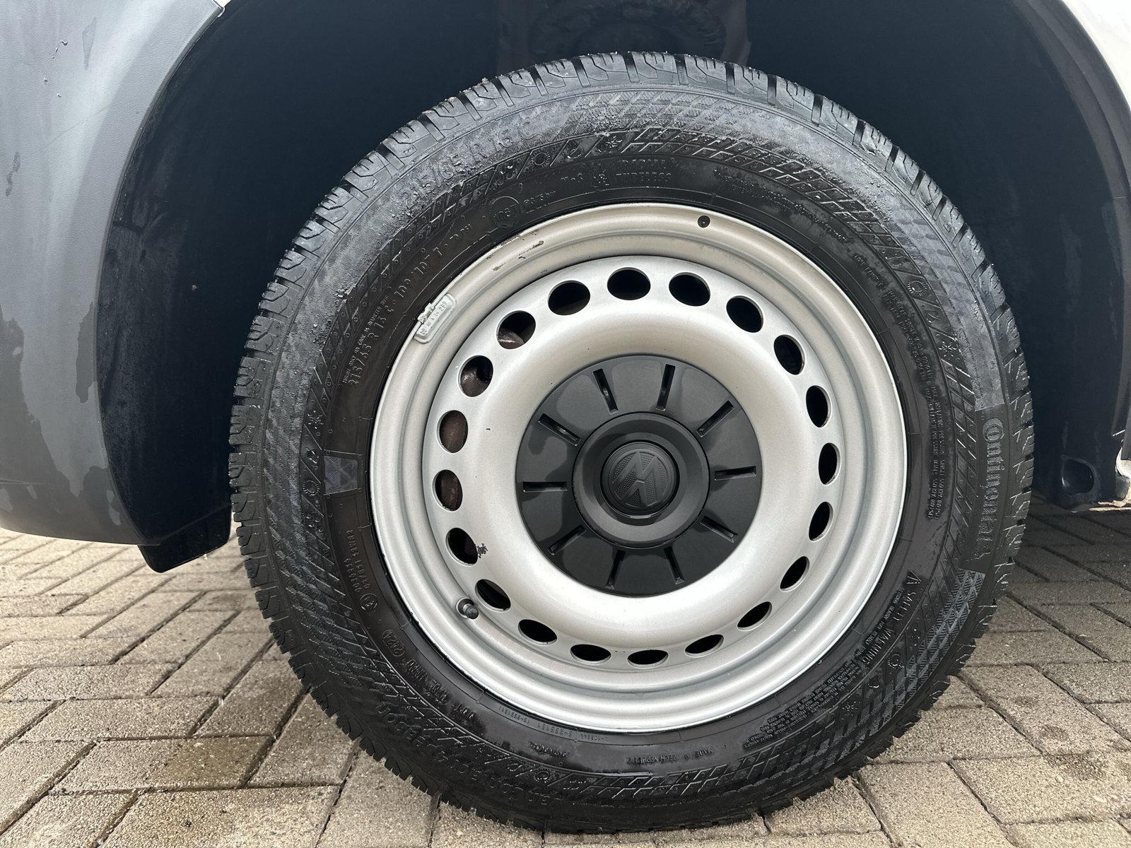 Volkswagen T6 Transporter 2.0 TDI 3-SITZE PDC DAB+