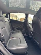 Tesla Model Y Performance Dual Motor AWD Performance - Tesla Model Y: Dual Motor