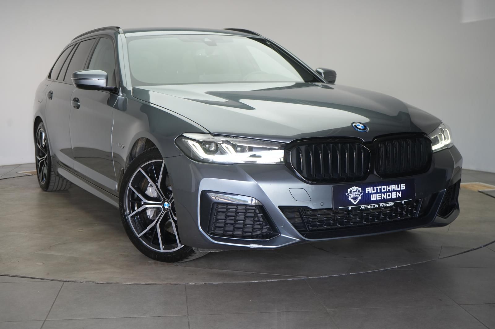 BMW 520 e Touring M-Sport Leder/Temp/Kamera/Virtual/