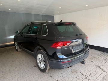 Volkswagen Tiguan - 4