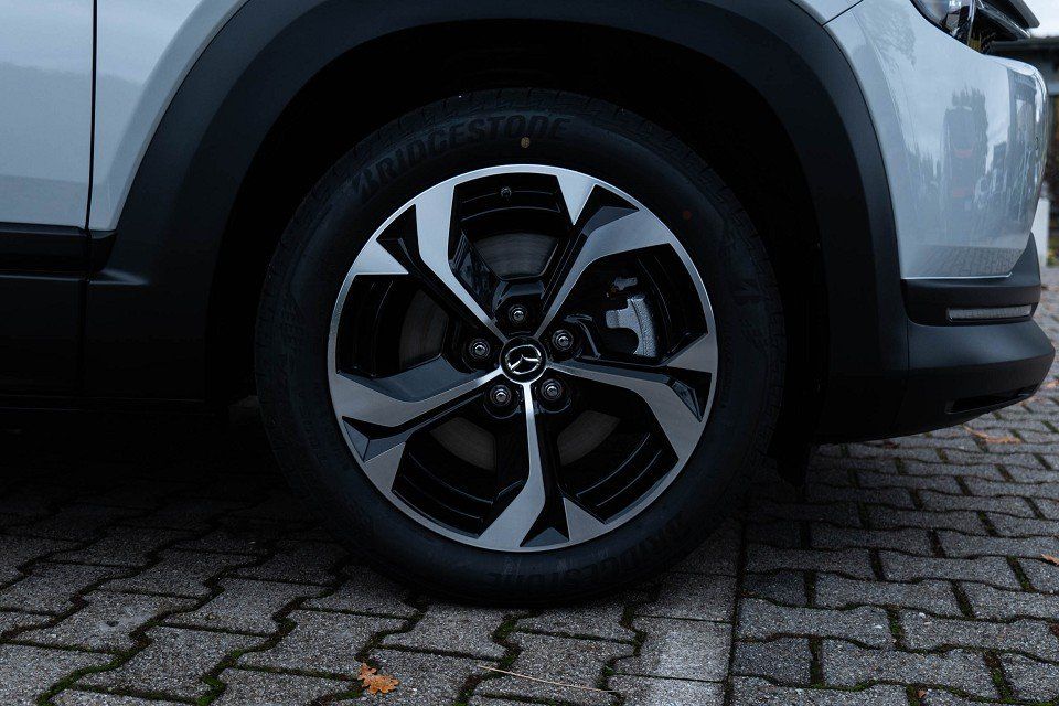 Fahrzeugabbildung Mazda MX-30 R-EV MAKOTO UE PRE-P GSD