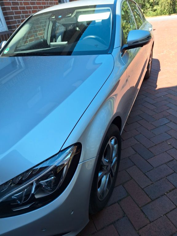 Image of Mercedes-Benz C 220