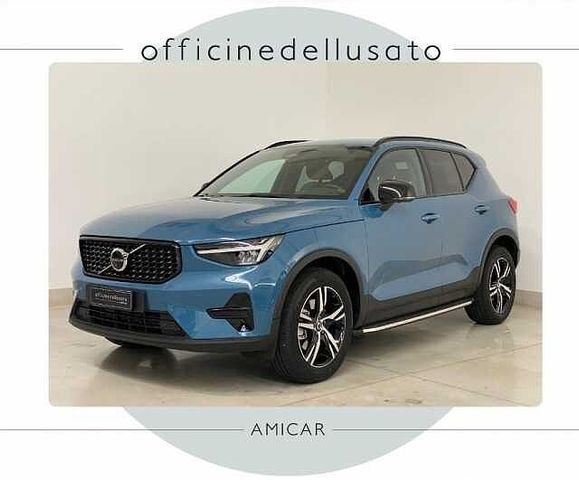 Volvo XC40 B3 automatico Plus Dark