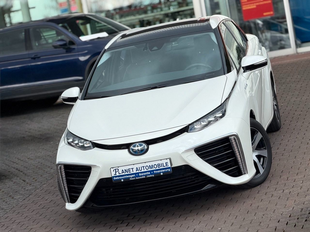 TOYOTA Mirai