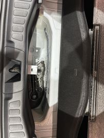 Ford Explorer Select RWD